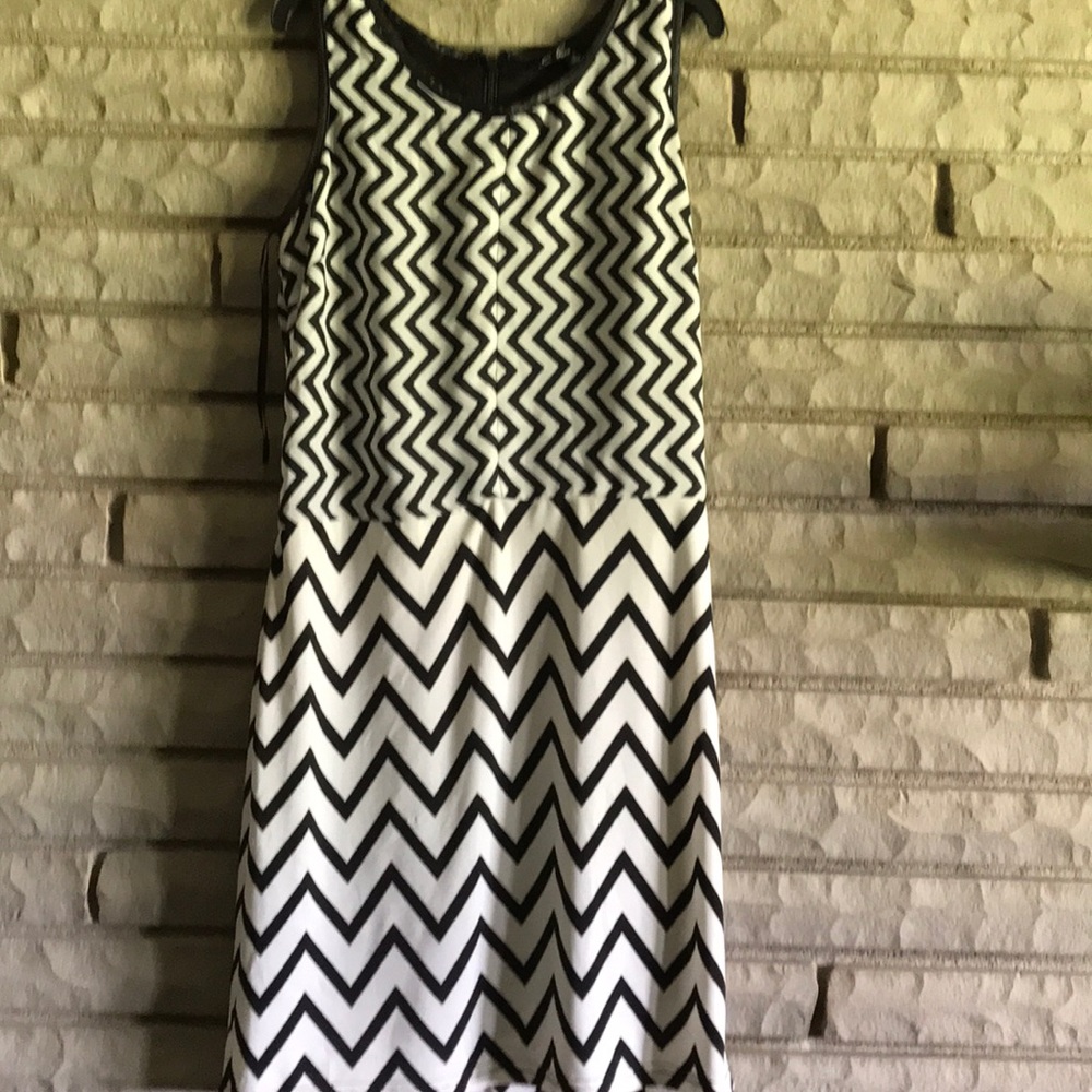 Women’s dress